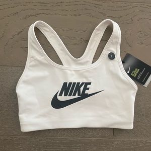 NWT Nike sports bra